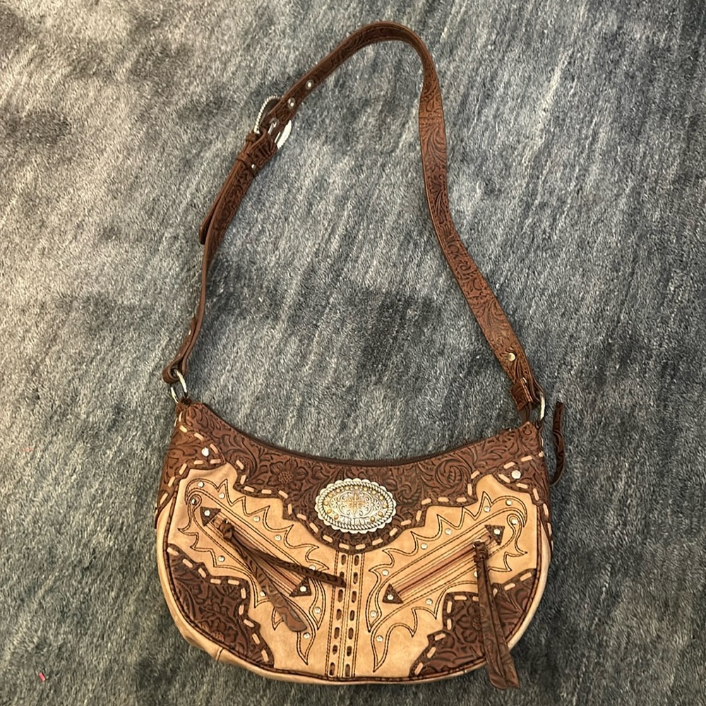 Ariat purse